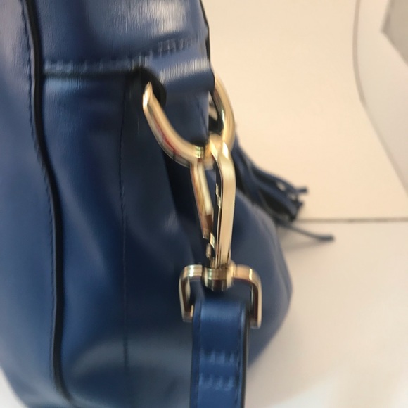 Danier Royal Blue Leather Bag - Picture 11 of 15